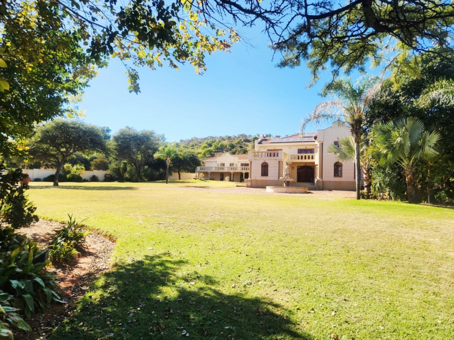 4 Bedroom Property for Sale in Wilkoppies North West